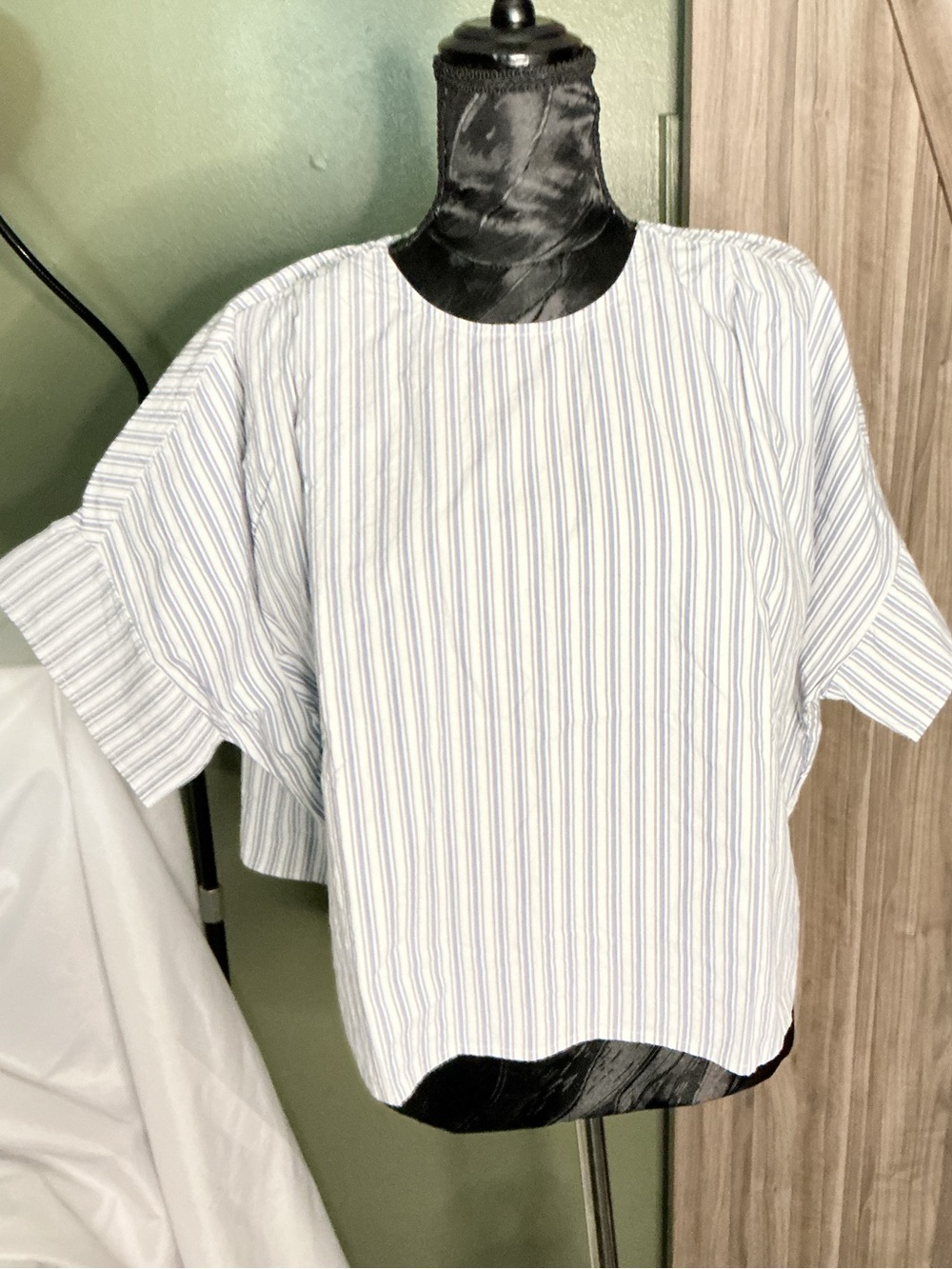 NWT Stellae Dux Boxy Striped T-Shirt Flutter Sleeve Top Size M